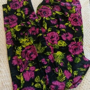 LulaRoe TC rose Leggings